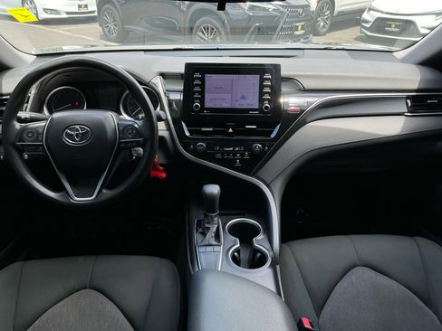 Used 2022 Toyota Camry LE w/ Carpet Mat Package (TMS) FWD image 15