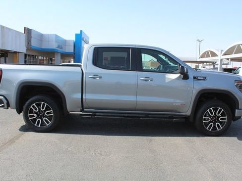 Used 2026 GMC Sierra 1500 AT4 AWD/4WD image 2
