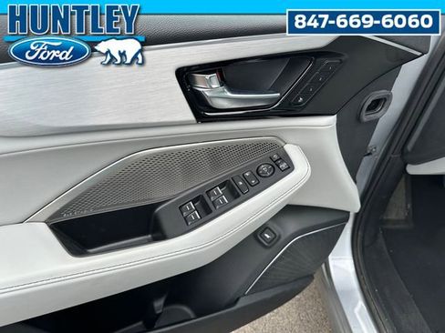 Used 2023 Acura MDX FWD w/ Technology Package image 22