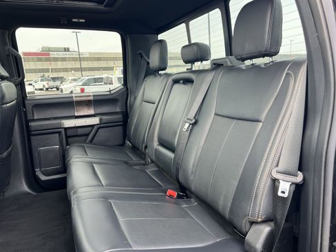 Used 2022 Ford F250 Lariat w/ Black Appearance Package image 24