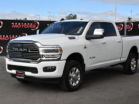 Used 2024 RAM 2500 Laramie w/ Safety Group AWD/4WD image 3