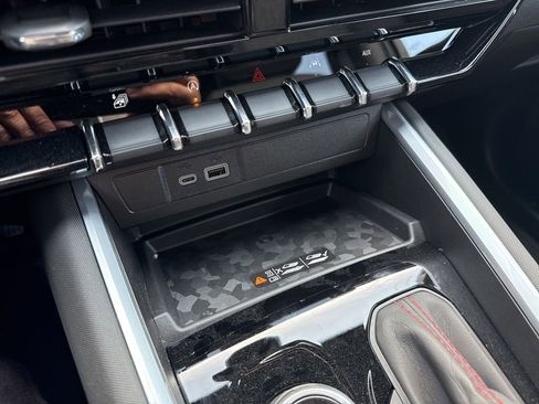 New 2026 Chevrolet Colorado Z71 w/ Technology Package image 25