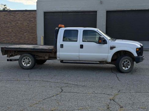 Used 2008 Ford F250 XLT AWD/4WD image 6