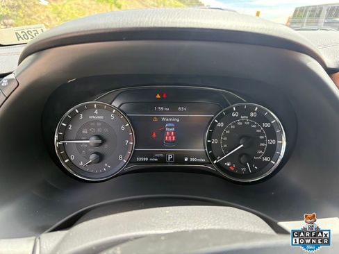 Used 2024 INFINITI QX80 Sensory AWD/4WD image 16