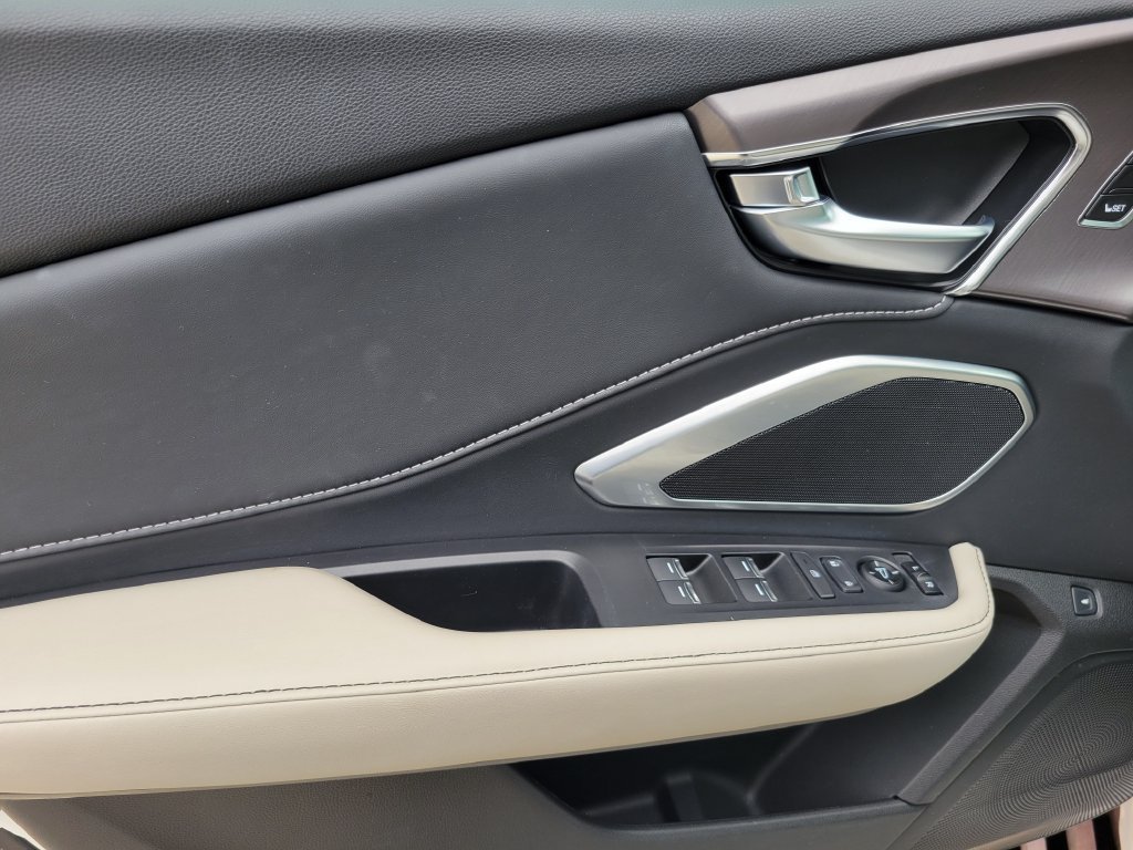 Used 2025 Acura RDX SH-AWD image 20