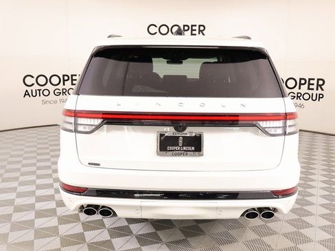New 2025 Lincoln Aviator Reserve w/ Jet Appearance Package image 23