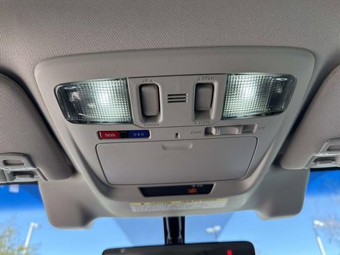 Used 2018 Subaru Outback 3.6R Limited image 47