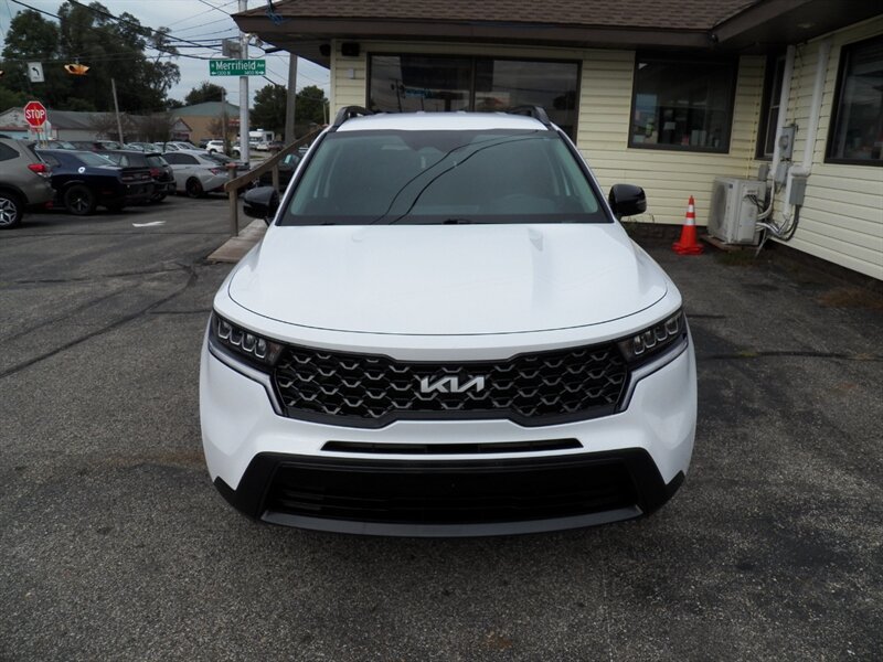 Used 2022 Kia Sorento S AWD/4WD image 5