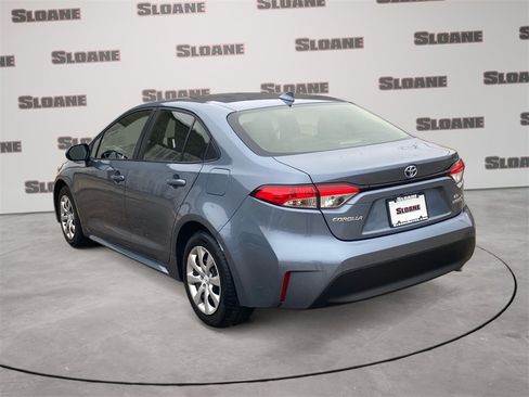 Used 2024 Toyota Corolla LE image 3