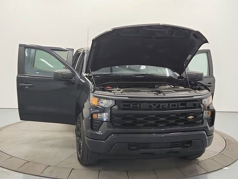 Used 2023 Chevrolet Silverado 1500 Custom w/ LPO, Dark Essentials Package RWD image 10