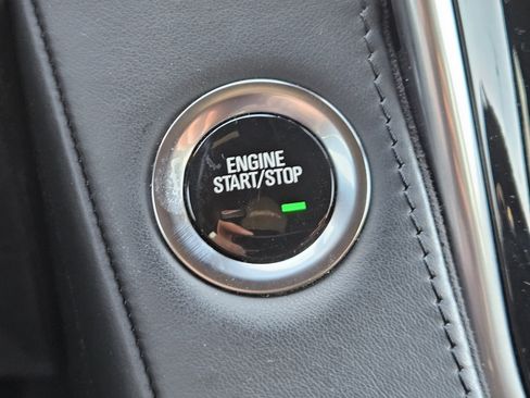 Used 2020 Cadillac Escalade Platinum w/ Escalade Sport Edition image 22