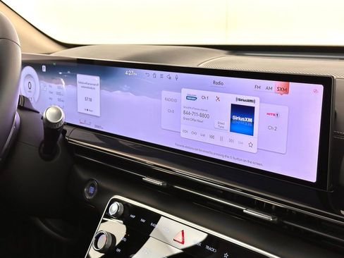 Used 2025 Genesis GV80 2.5T Standard image 14