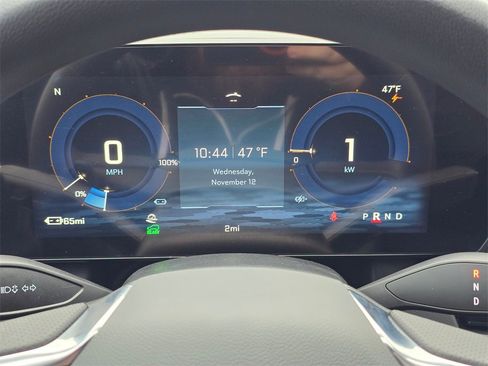 New 2026 Chevrolet Equinox EV LT image 31