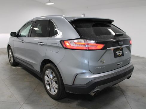 Used 2020 Ford Edge Titanium FWD image 7