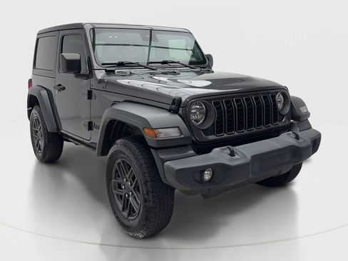 Used 2024 Jeep Wrangler Sport AWD/4WD image 2