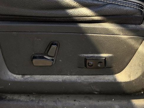 Used 2022 RAM 2500 Limited w/ Off Road Package image 24