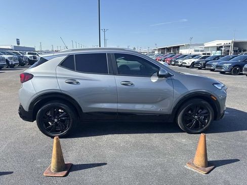Used 2025 Buick Encore GX Sport Touring w/ Advanced Technology Package FWD image 2