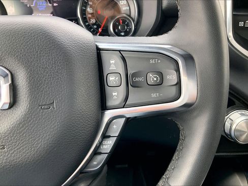 Used 2025 RAM 1500 Laramie w/ Sport Appearance Package AWD/4WD image 25