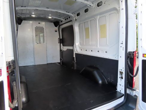 Used 2018 Ford Transit 150 148 Medium Roof RWD image 19