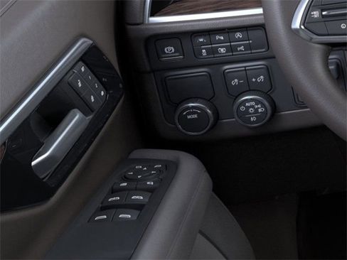 New 2026 Chevrolet Suburban LT w/ Comfort Package image 22