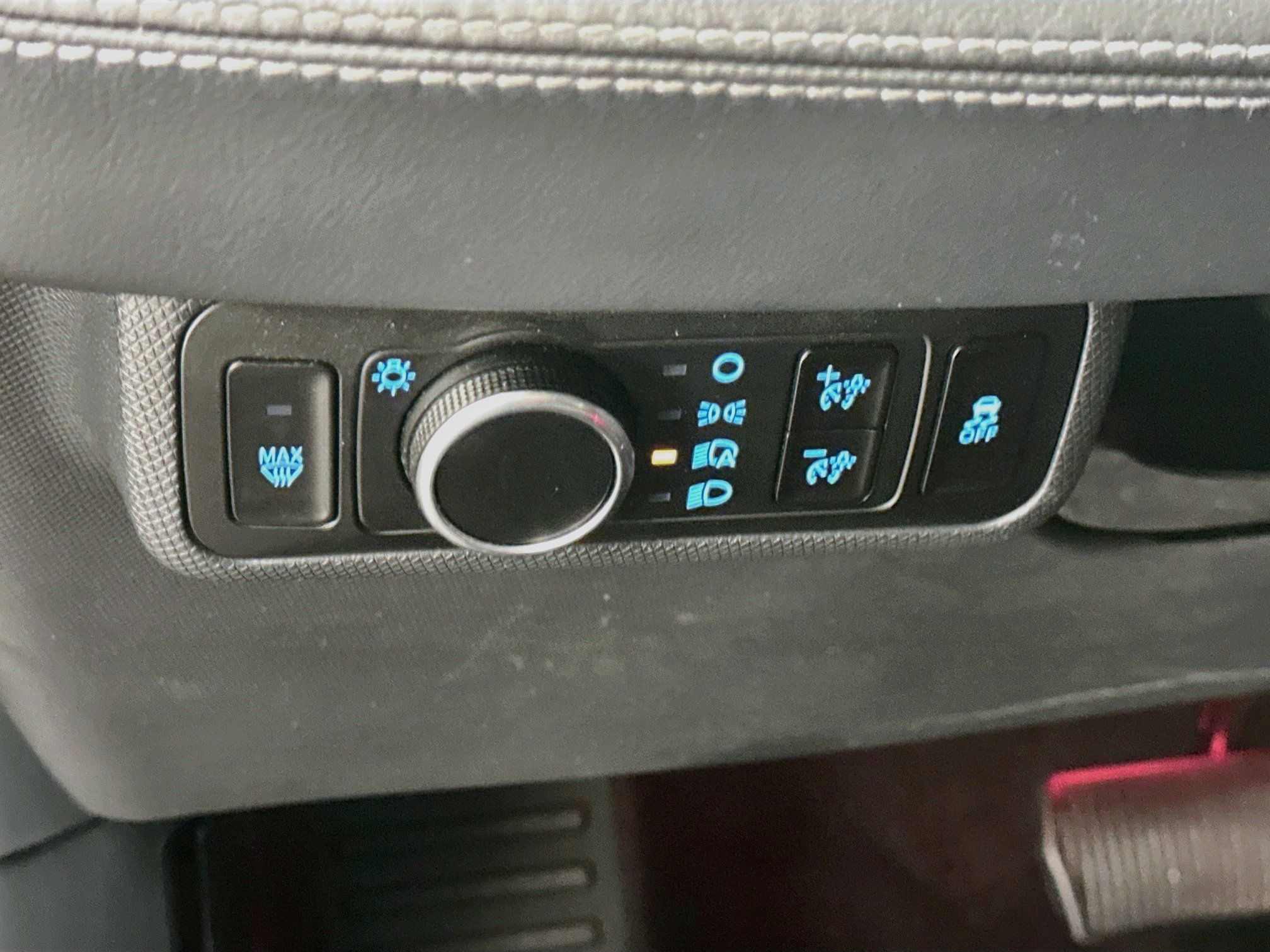 Used 2024 Ford Mustang Mach-E Premium AWD/4WD image 17