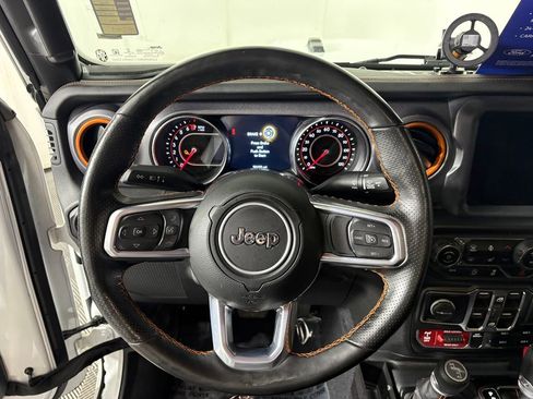 Used 2021 Jeep Gladiator Mojave AWD/4WD image 13