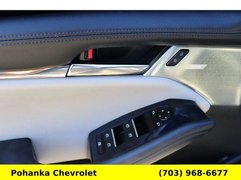 Used 2020 MAZDA MAZDA3 Hatchback w/ Preferred Package image 24