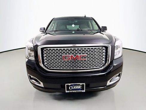 Used 2015 GMC Yukon Denali w/ Premium Package image 2