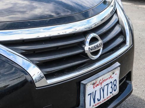Used 2013 Nissan Altima 2.5 S FWD image 25