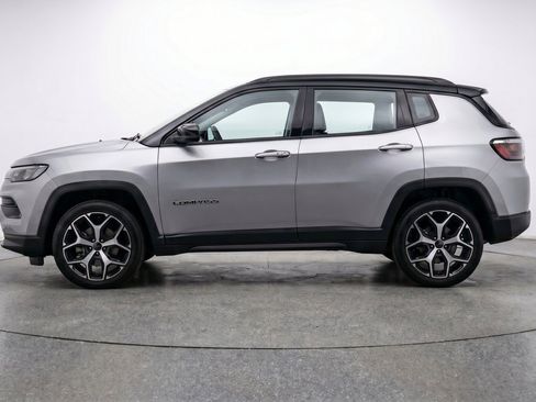 Used 2025 Jeep Compass Limited AWD/4WD image 5
