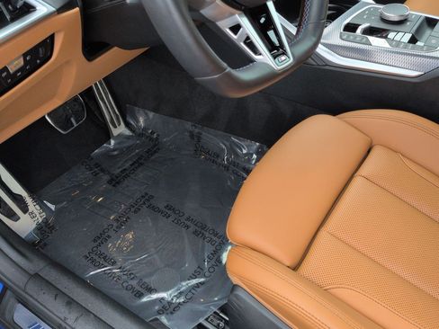 Used 2026 BMW M440i Convertible image 17