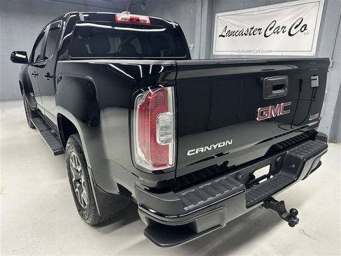 Used 2015 GMC Canyon SLE w/ All-Terrain Package image 4