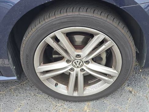 Used 2015 Volkswagen Passat TDI SE FWD image 14