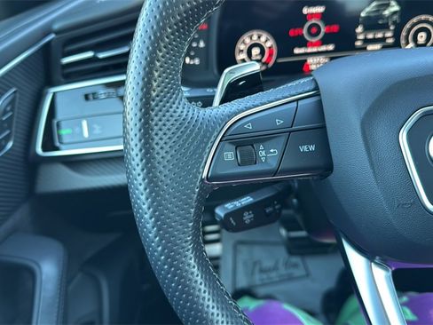 Used 2022 Audi RS Q8 4.0T image 34