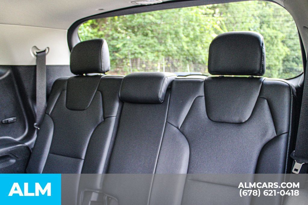 Used 2025 Kia Telluride EX AWD/4WD image 16