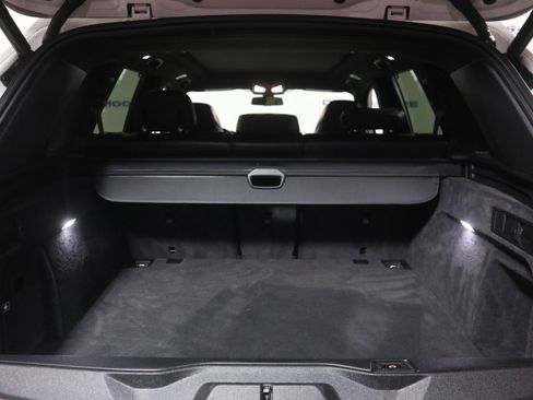 Used 2022 BMW X5 M w/ Competition Package 2 image 8