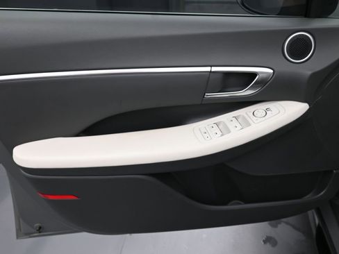 Certified 2023 Hyundai Sonata SEL FWD image 17