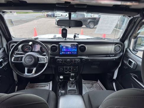 Used 2020 Jeep Gladiator Sport w/ Quick Order Package 24S AWD/4WD image 34
