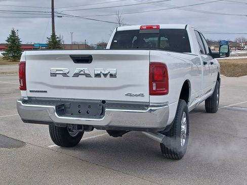 New 2026 RAM 2500 Big Horn AWD/4WD image 4