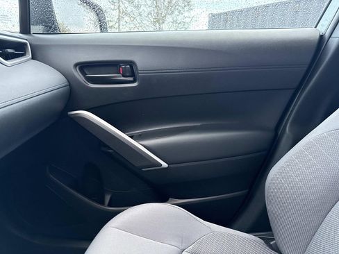 Used 2025 Toyota Corolla Cross S image 27