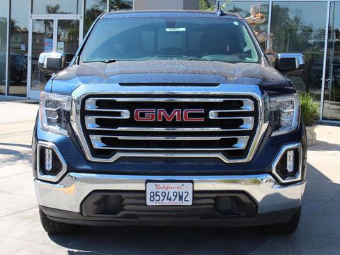 Used 2020 GMC Sierra 1500 SLT w/ SLT Convenience Package image 4