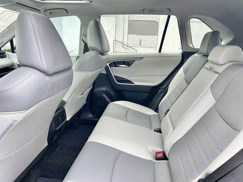 Certified 2024 Toyota RAV4 XLE Premium image 12