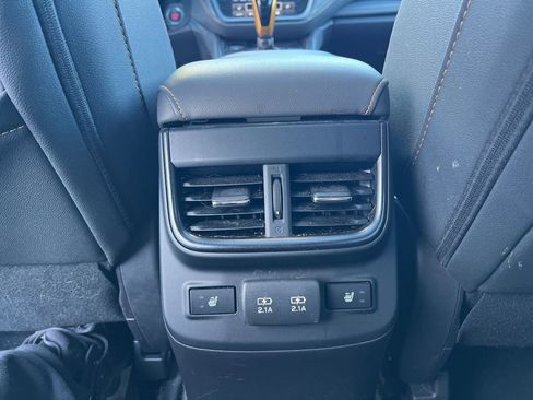 Used 2022 Subaru Outback Wilderness w/ Wilderness Package image 27