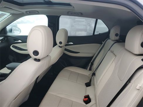 Certified 2023 Buick Encore GX Essence w/ Experience Buick Package image 9