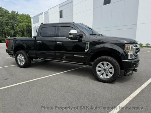 Used 2022 Ford F350 Platinum w/ FX4 Off-Road Package AWD/4WD image 6