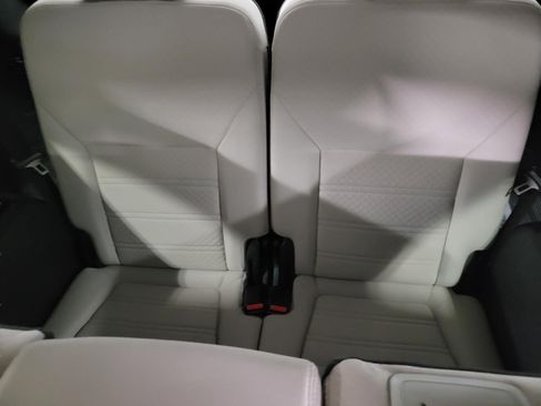 Used 2020 Kia Sorento LX FWD image 52