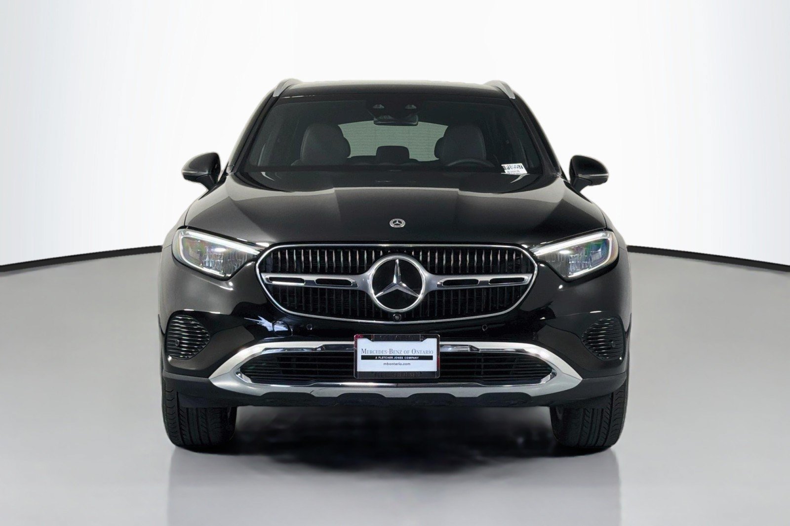 Used 2023 Mercedes-Benz GLC 300 image 3