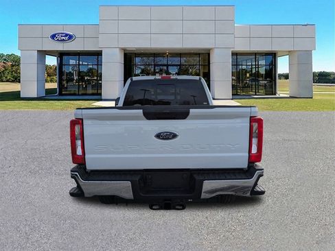 New 2026 Ford F250 XL image 5