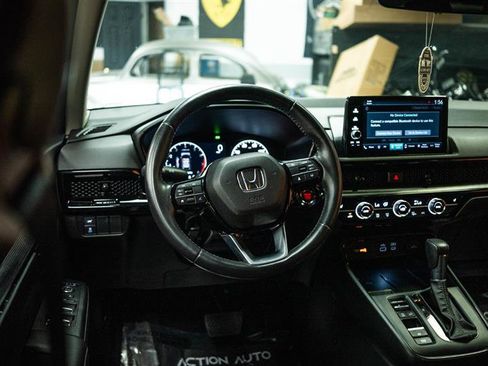 Used 2025 Honda CR-V EX-L image 17