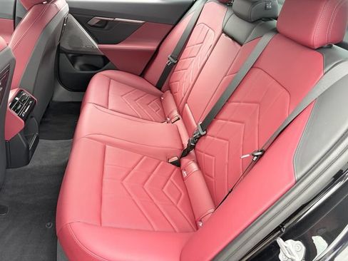 Used 2024 BMW 530i w/ M Sport Package RWD image 17